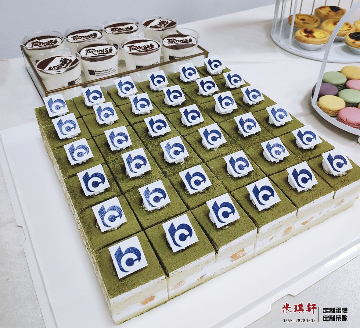 为交通银行深圳分行定制的15周年蛋糕茶歇甜品台(图6)